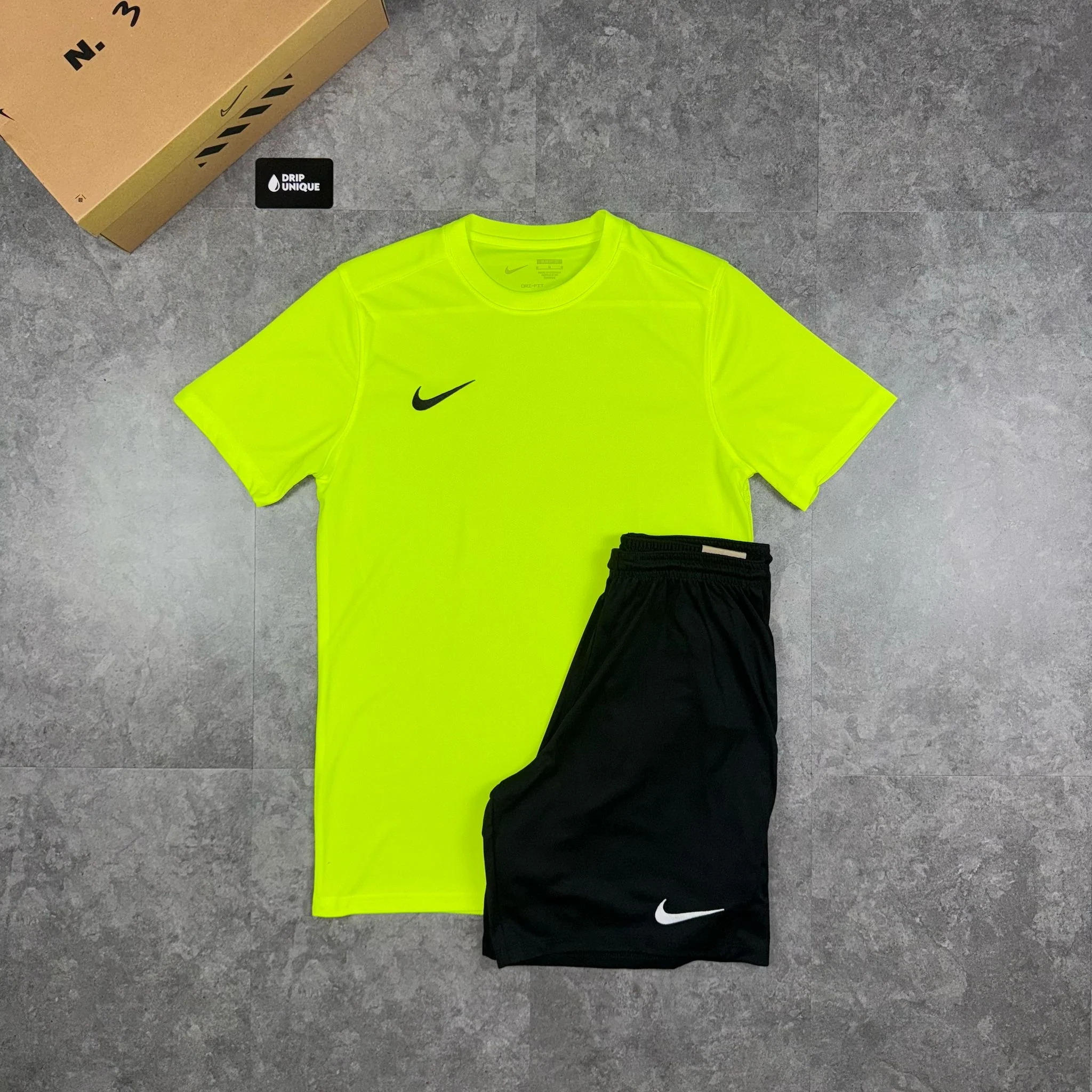 Nike Dri-Fit T-Shirt Neon Green - Image 3