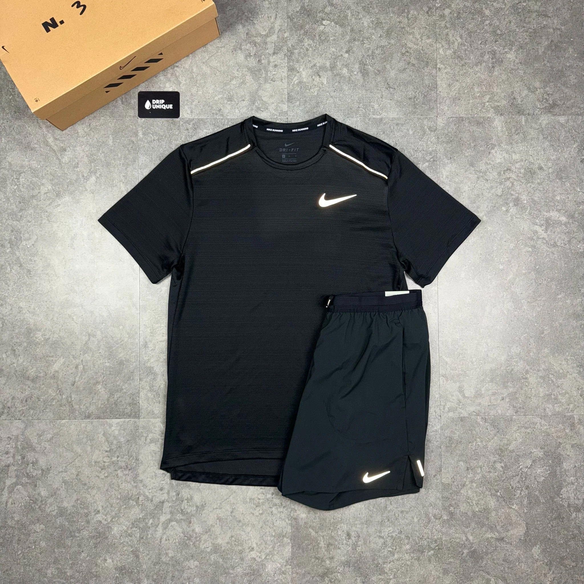 Nike Miler T-Shirt Black & Black Flex Stride Shorts Set - Image 7