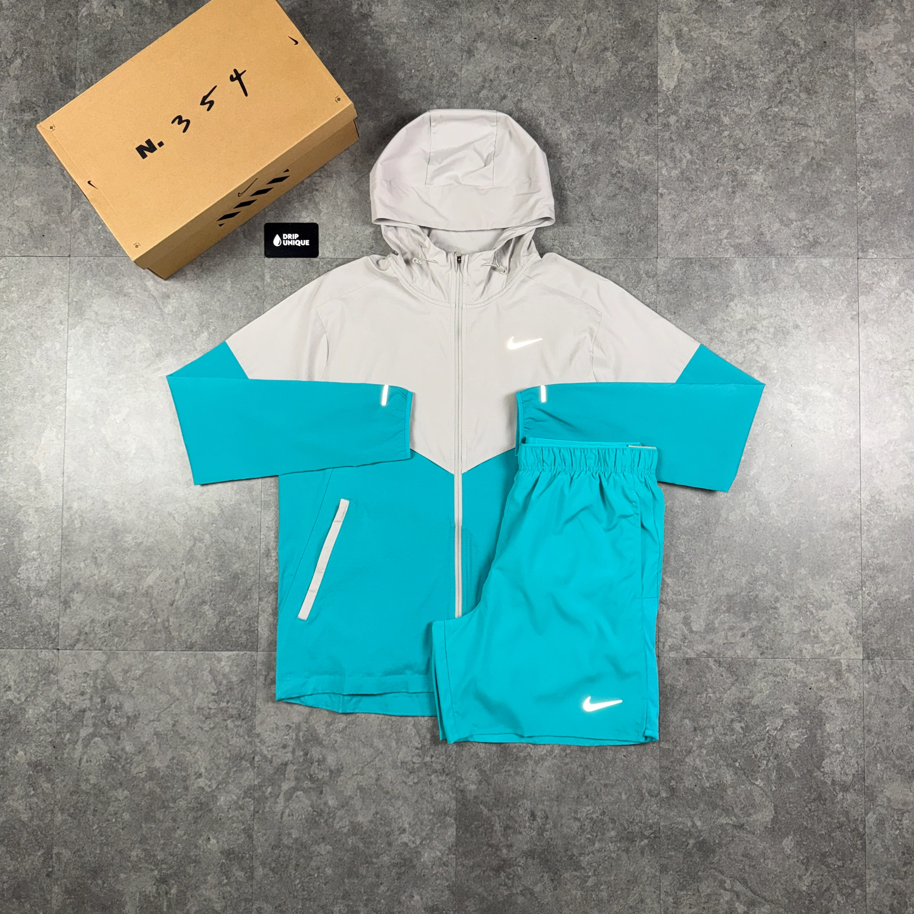 Nike UV Windrunner Jacket Dusty Cactus & Dusty Cactus Challenger Shorts Set - Image 3